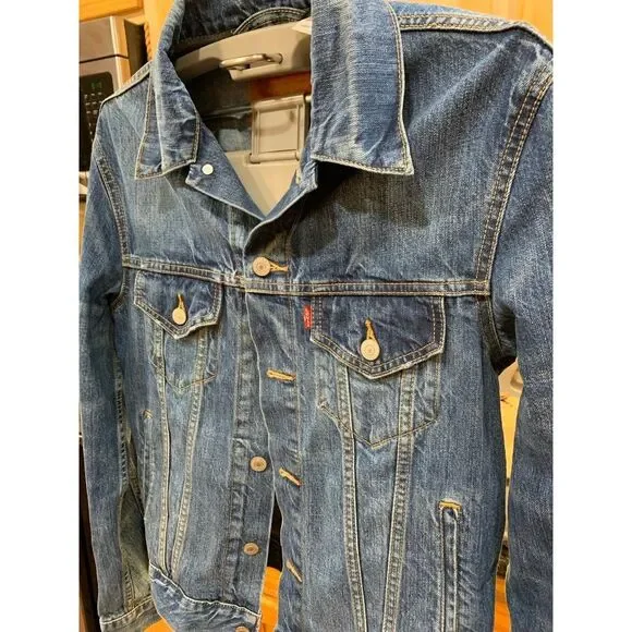 Levi’s 2012 Trucker Denim Jacket - Medium Wash - Men’s Small … - Picture 3 of 12